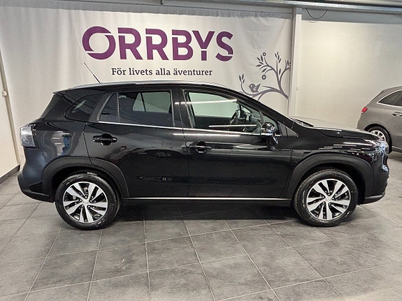 Suzuki S-Cross 2 of 16