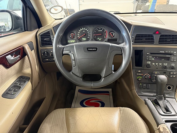Volvo V70 19 of 27