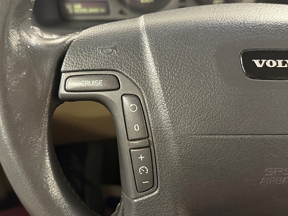 Volvo V70 23 of 27