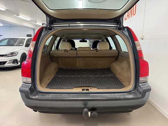 Volvo V70 14 of 27