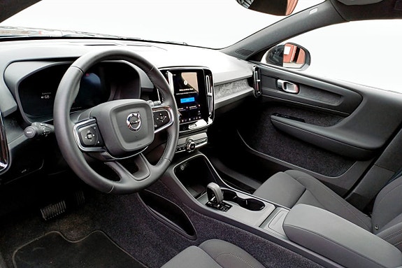 Volvo EX40 5 of 5