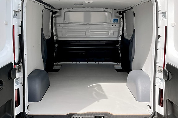 Renault Trafic 10 of 10
