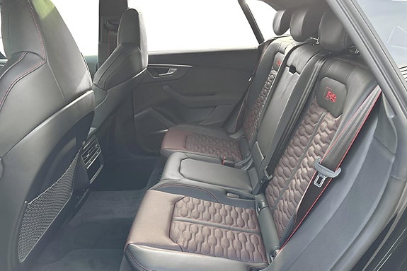 Audi RS Q8 7 of 9
