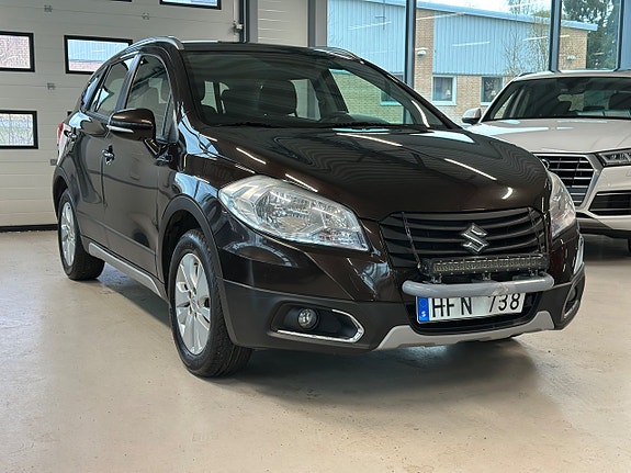Suzuki S-Cross