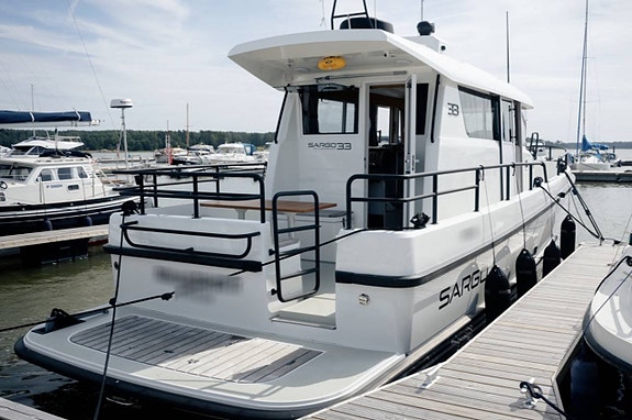Kamapanj Sargo 33 / Volvo 2 x 320 hk / 2021 / Nyskick! 2 of 5