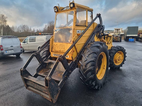 Baklastare Volvo BM LM 640