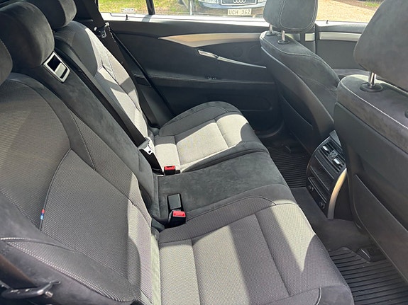 BMW 520d 13 of 16