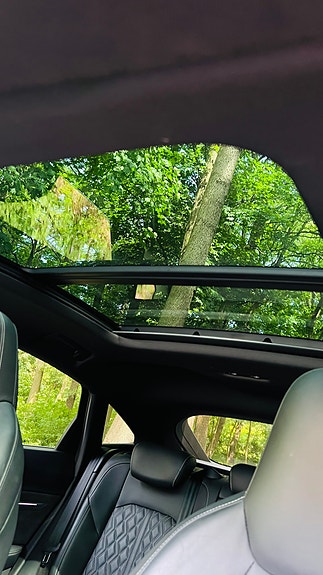 Audi e-tron Sportback 10 of 20