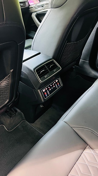 Audi e-tron Sportback 11 of 20