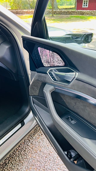 Audi e-tron Sportback 14 of 20