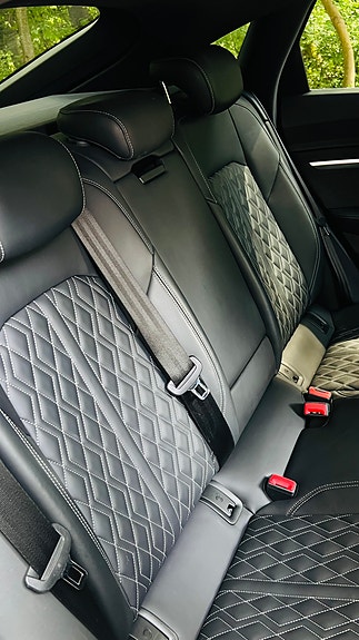Audi e-tron Sportback 6 of 20
