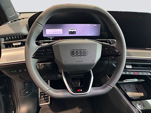 Audi Q3 7 of 11