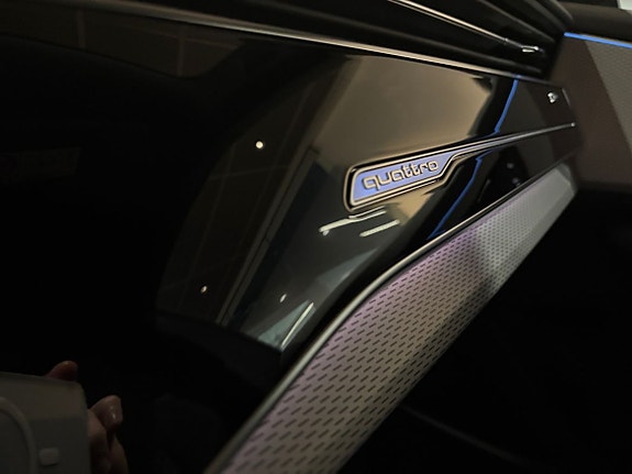 Audi Q8 17 of 22