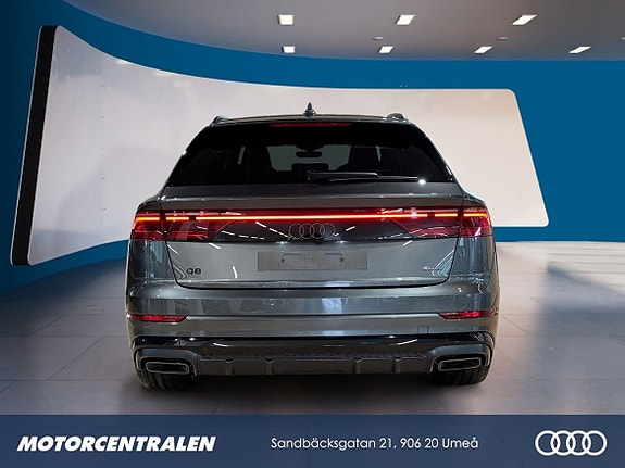 Audi Q8 3 of 22