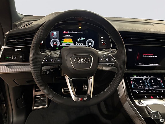 Audi Q8 9 of 22