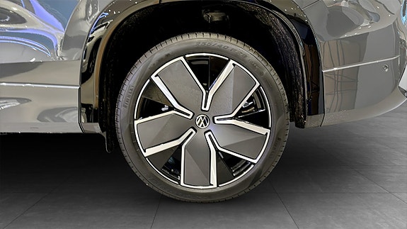 Volkswagen Tayron 12 of 15