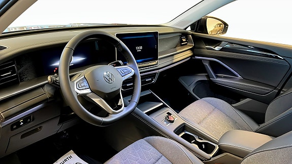 Volkswagen Tayron 7 of 12