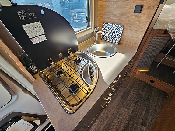 Weinsberg CaraSuite 650 MEG Edition Spicy / KAMPANJ 12 of 25