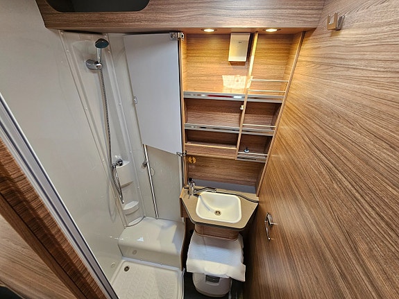 Weinsberg CaraSuite 650 MEG Edition Spicy / KAMPANJ 18 of 25