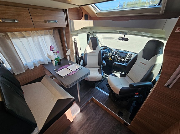 Weinsberg CaraSuite 650 MEG Edition Spicy / KAMPANJ 7 of 25