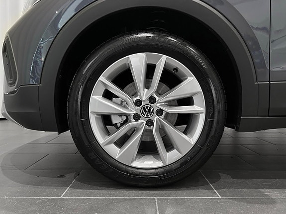 Volkswagen T-Cross 4 of 5