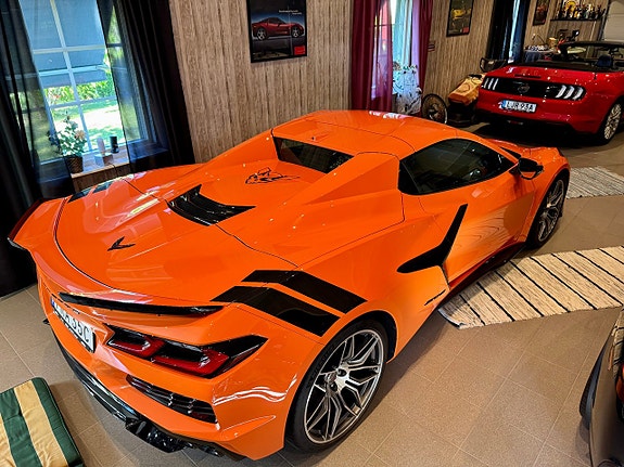 Chevrolet Corvette 11 of 11