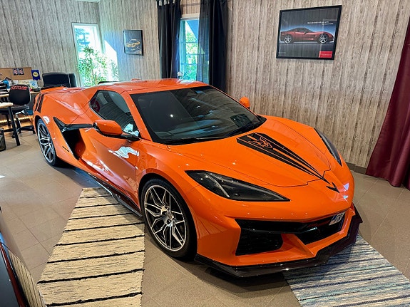 Chevrolet Corvette 10 of 11