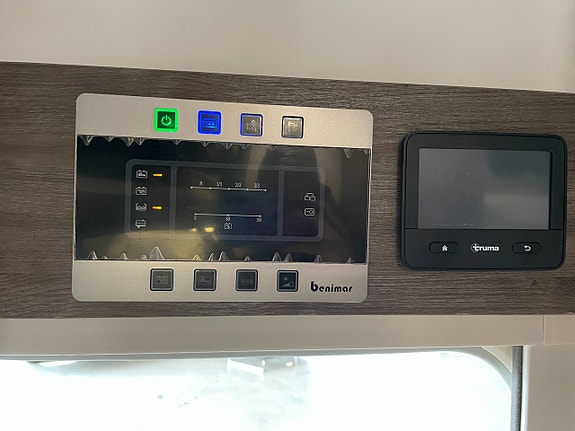 Benimar Tessoro 463 / B-körkort / Taksäng / Solcell / 165hk / 23 of 26