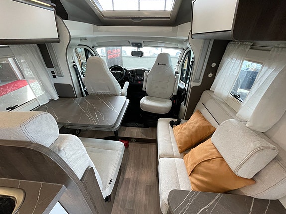 Benimar Tessoro 463 / B-körkort / Taksäng / Solcell / 165hk / 24 of 26
