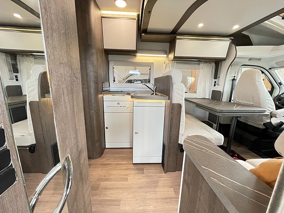 Benimar Tessoro 463 / B-körkort / Taksäng / Solcell / 165hk / 7 of 26