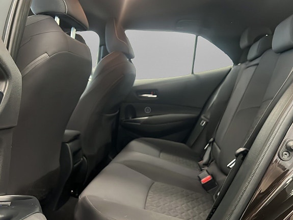 Toyota Corolla 11 of 22