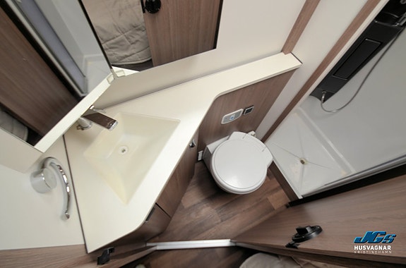 Kabe TM Classic 740 LXL 14 of 16