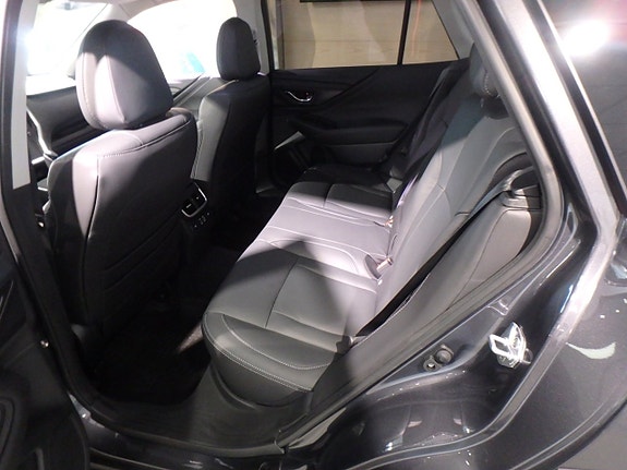 Subaru Outback 5 of 5