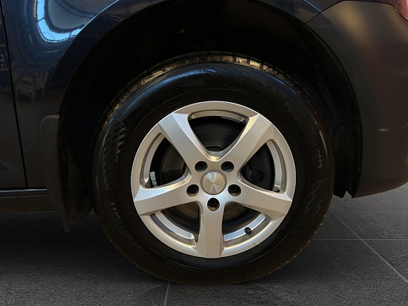 Volkswagen Caddy Maxi 6 of 26