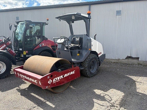 Dynapac CA1300D Jordpackningsvält 5ton 2 of 5