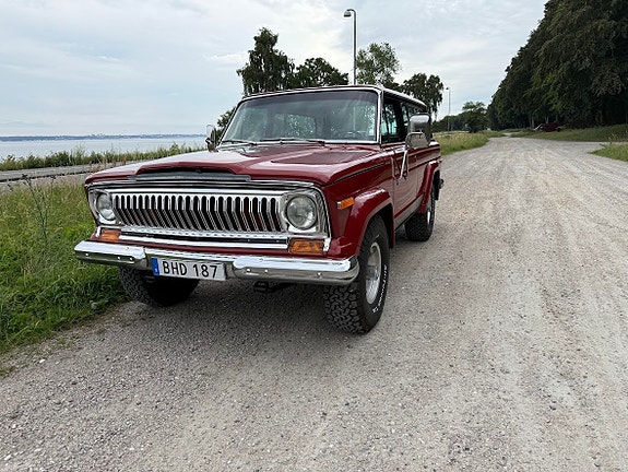 Jeep Cherokee 7 of 19