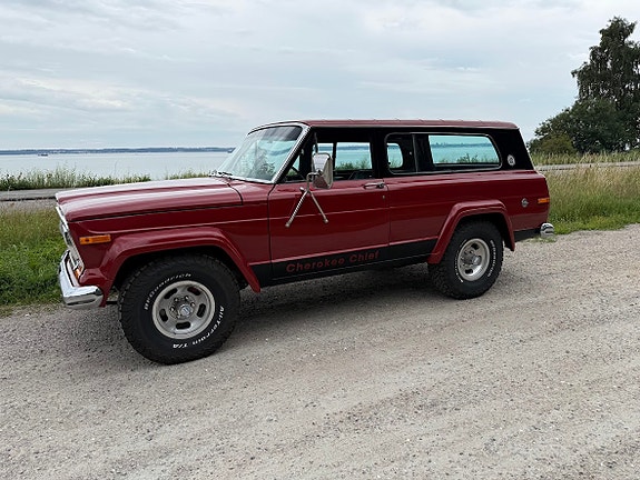 Jeep Cherokee 9 of 19