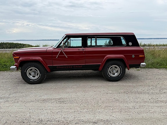Jeep Cherokee 10 of 19