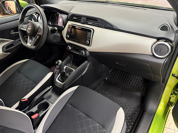 Nissan Micra 16 of 23