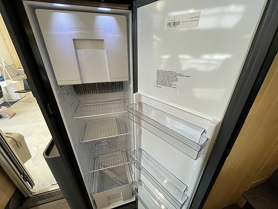 Adria Coral Axess 670 SL /Automat 140hk/El-patron/B-körkort/5995kr/mån 17 of 25