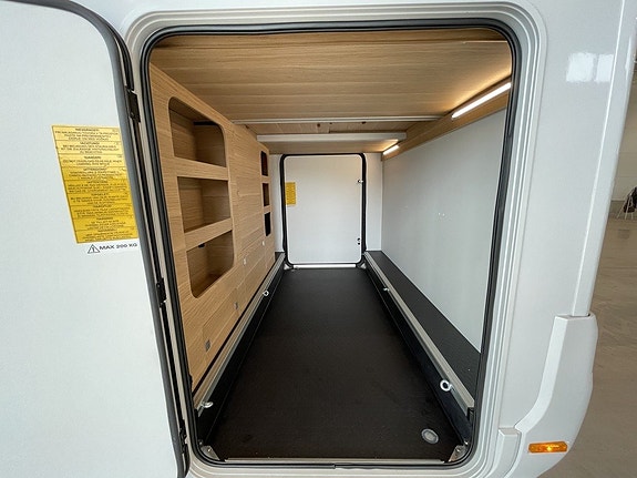 Adria Coral Axess 670 SL /Automat 140hk/El-patron/B-körkort/5995kr/mån 21 of 25