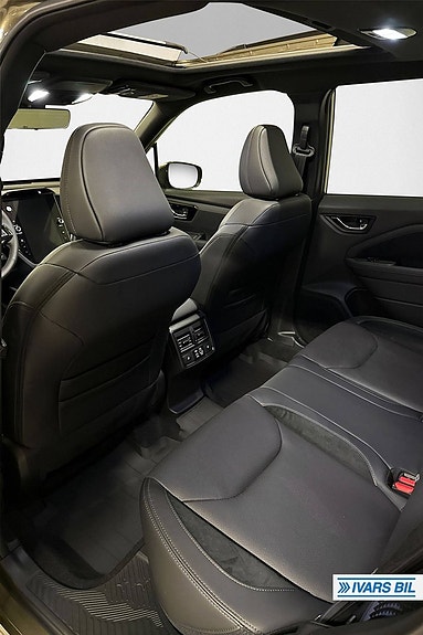 Subaru Forester 5 of 6