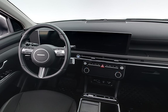 Hyundai Tucson 8 of 16
