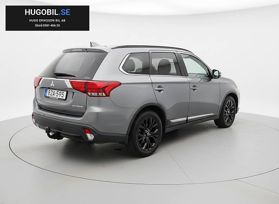 Mitsubishi Outlander 2 of 5