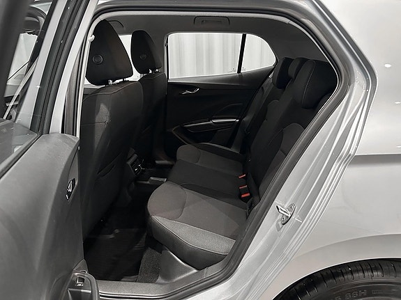 Skoda Fabia 7 of 14