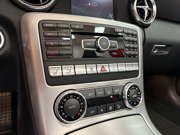 Mercedes-Benz SLK200 21 of 28