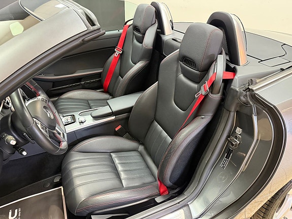 Mercedes-Benz SLK200 12 of 28