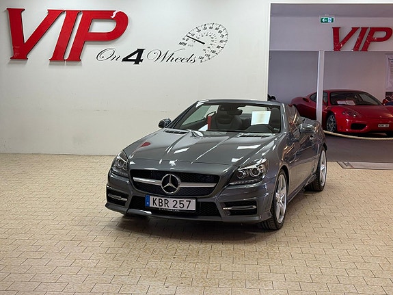 Mercedes-Benz SLK200 3 of 5