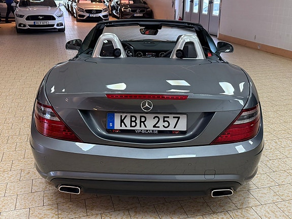 Mercedes-Benz SLK200 6 of 28