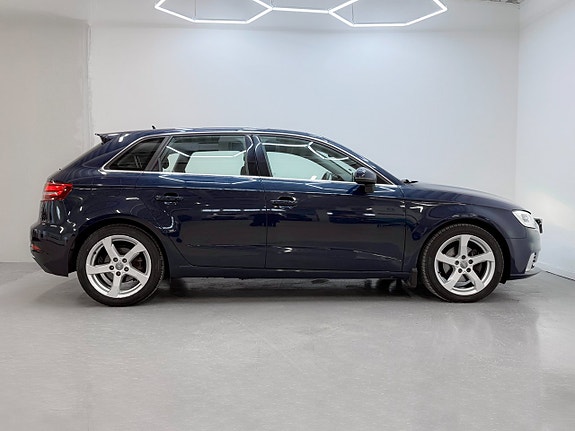 Audi A3 3 of 5